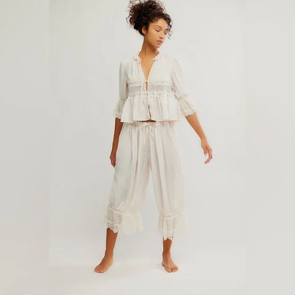 NWT FREE PEOPLE INTIMATELY Forever Young Bed Jacket | White Alyssum - Picture 9 of 16